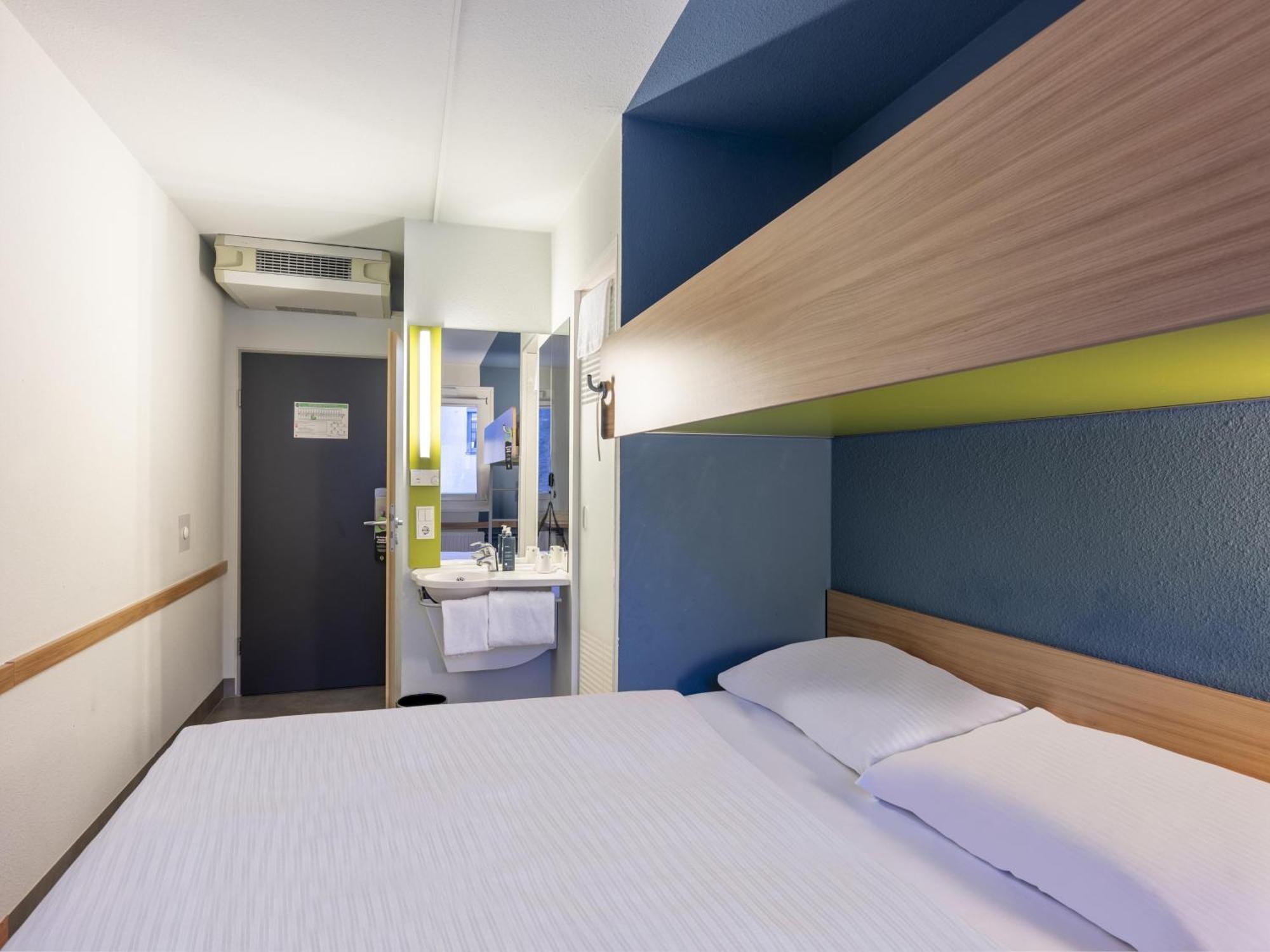 B&B Hotel Mannheim-Friedrichsfeld エクステリア 写真